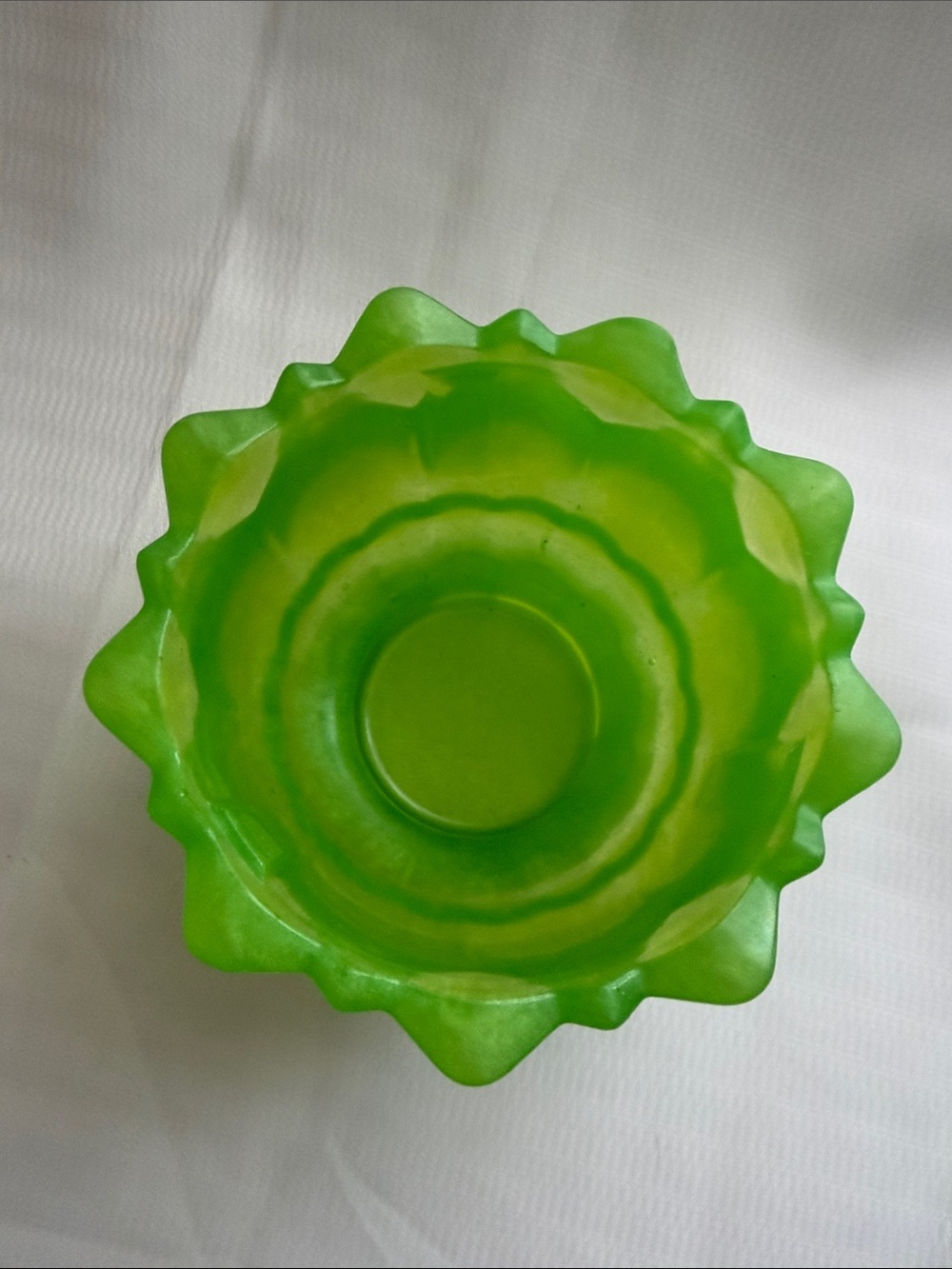 Handmade Green Lotus  Trinket Jar 3.14”x 3.9” - Picture 4 of 4